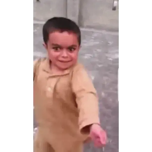 niño bailando preview