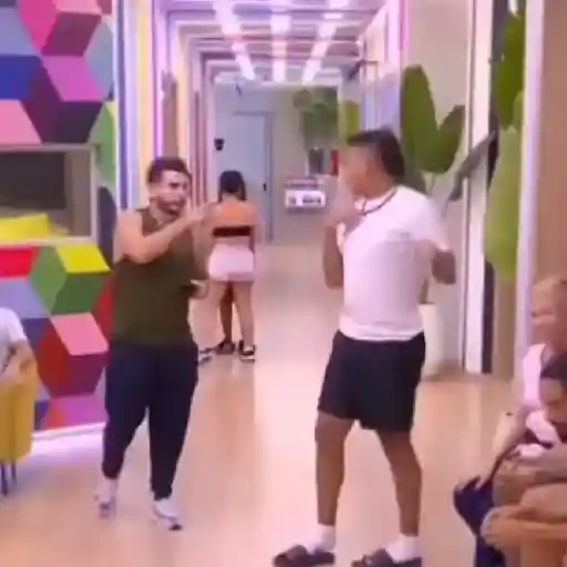 Emiro Navarro 😎