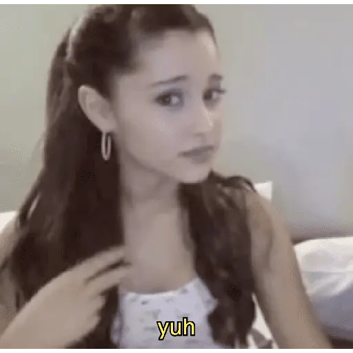 Ariana Grande Latin News