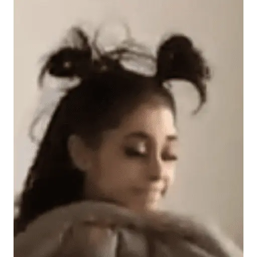 Ariana Grande Latin News