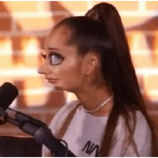 ariana grande latin news #2