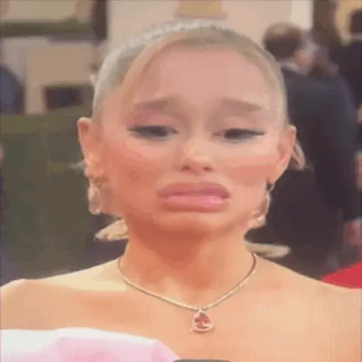 Ariana Grande preview