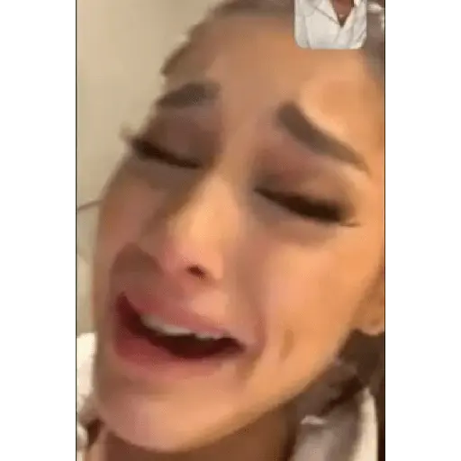 ariana grande latin news #3