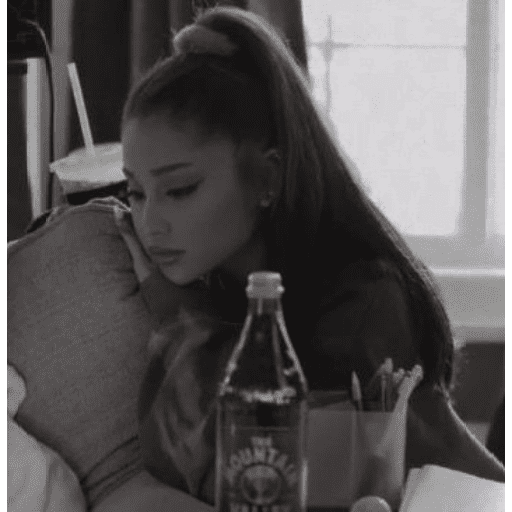 ariana grande latin news #3 preview