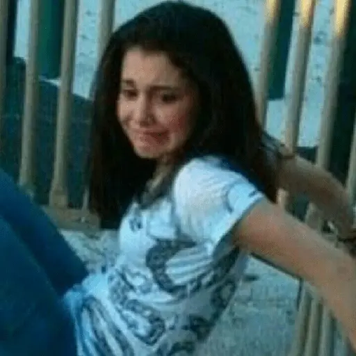 ariana grande latin news #3