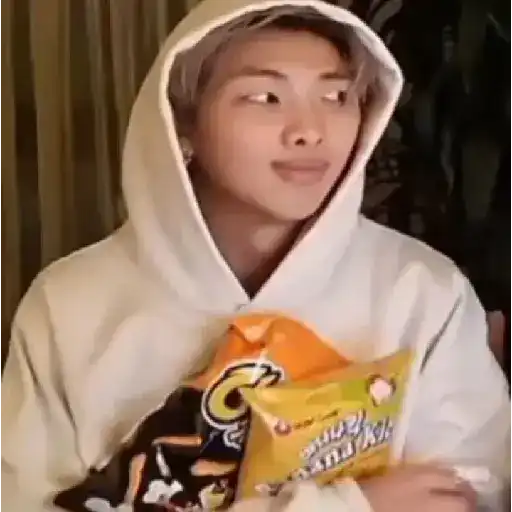 K-pop. | @ocenferios  𝐇aki.