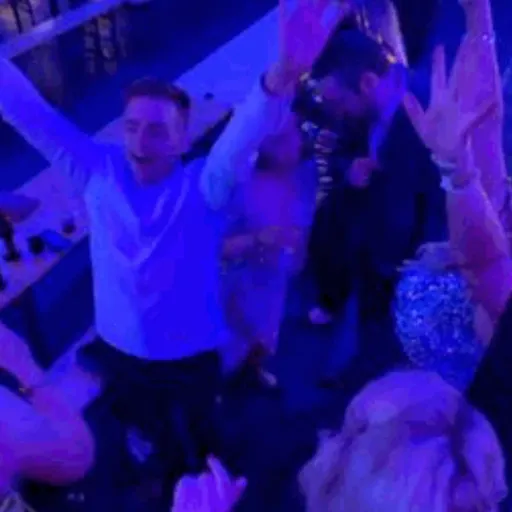 🕺 MUEVA MUEVA MUEVA  💃🏻