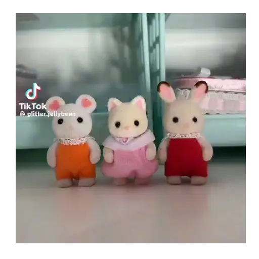 Ternurines bailando 💃🪭
