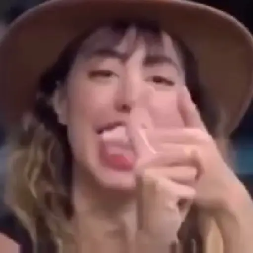 Nicole Louise e Katy Perry