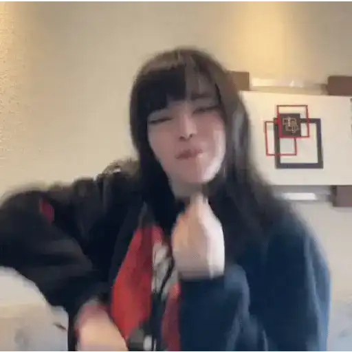 Lully Chan | Tiktok