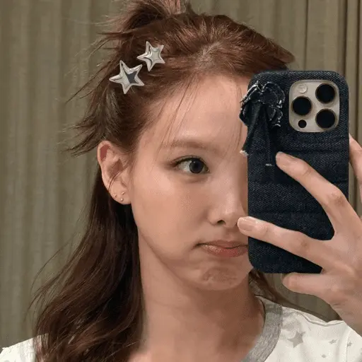 🇰🇷 NAYEON 🇰🇷