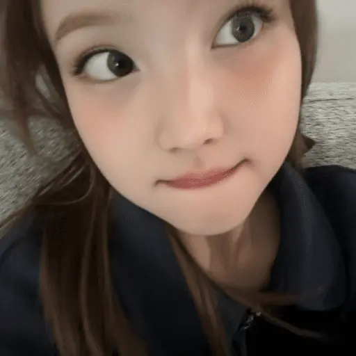 🇰🇷 NAYEON 🇰🇷