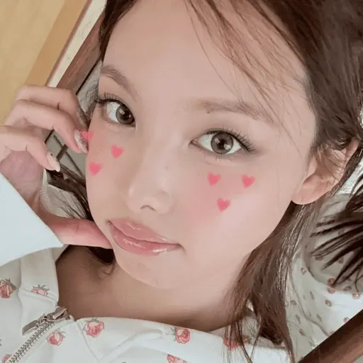 🇰🇷 NAYEON 🇰🇷