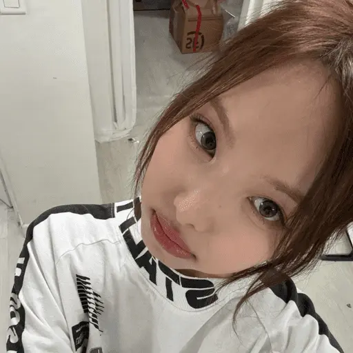 🇰🇷 NAYEON 🇰🇷