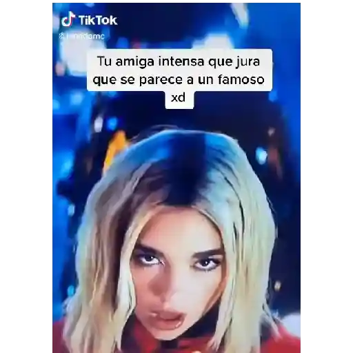 ella jura😎