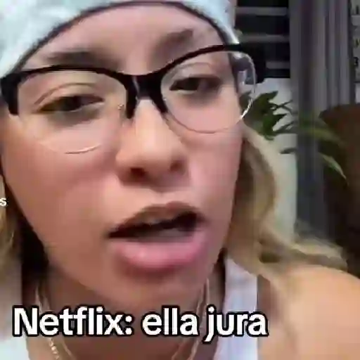 ella jura😎