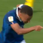 Mbappé / @ive_stickers