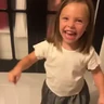 Stickers Niña MotoPingüino 🐧🛵 TikTok