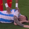 Stickers 😕Messi llorando😭 memes 😕 
