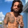 Stickers Maluma. | @ocenferios  𝐇aki.